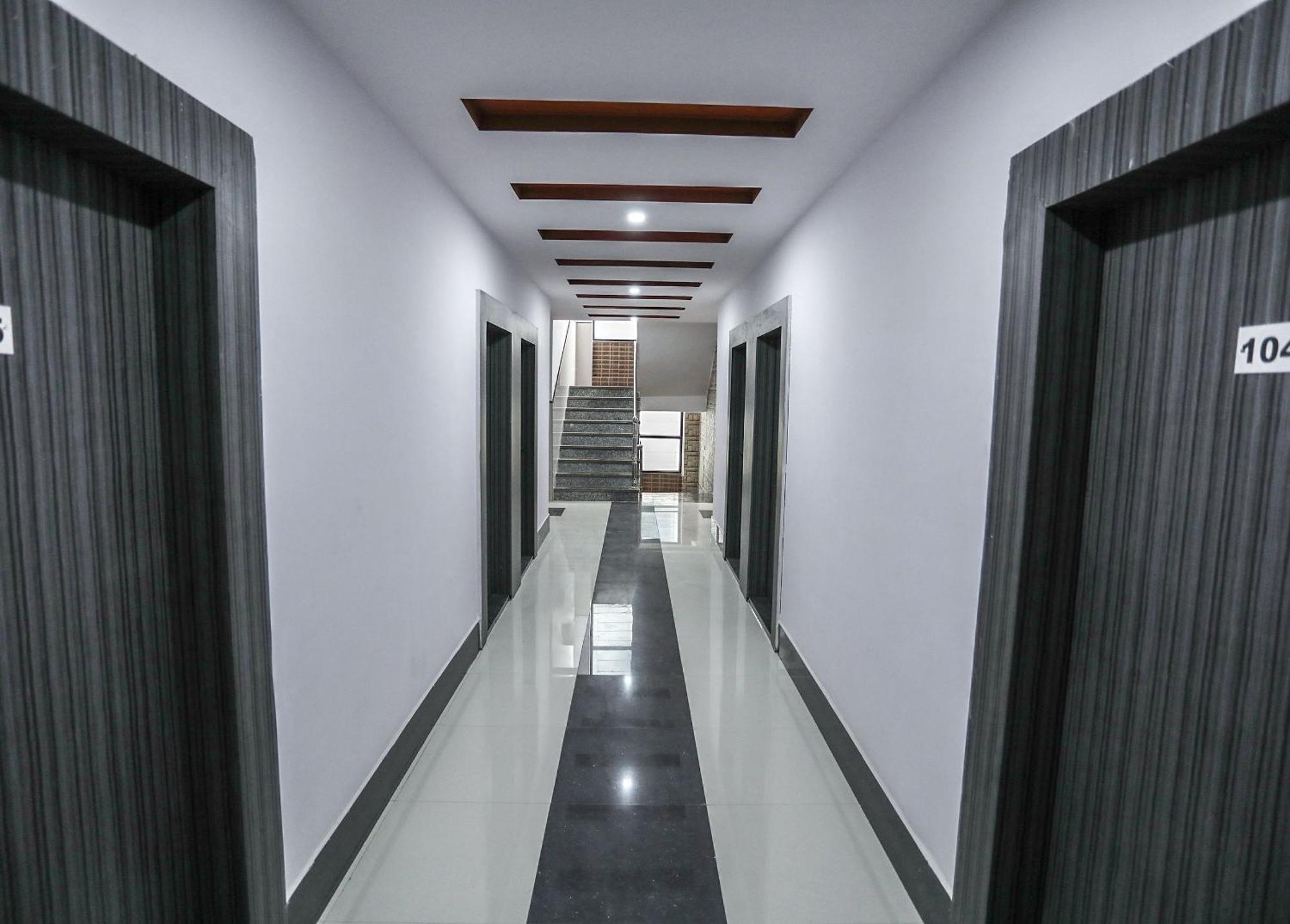 Capital O Smart City Bhopal Extérieur photo