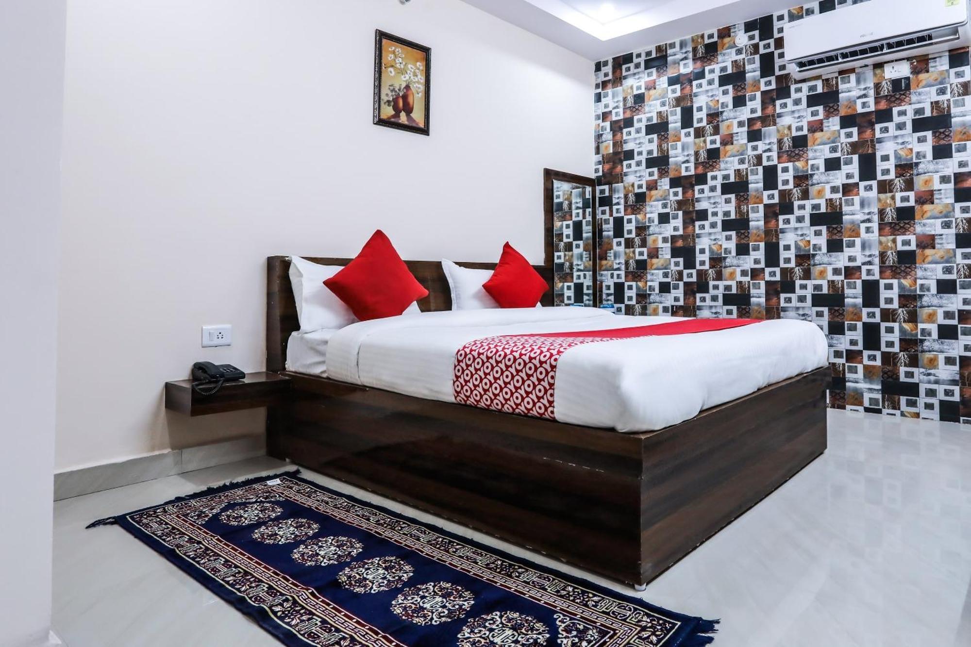 Capital O Smart City Bhopal Extérieur photo